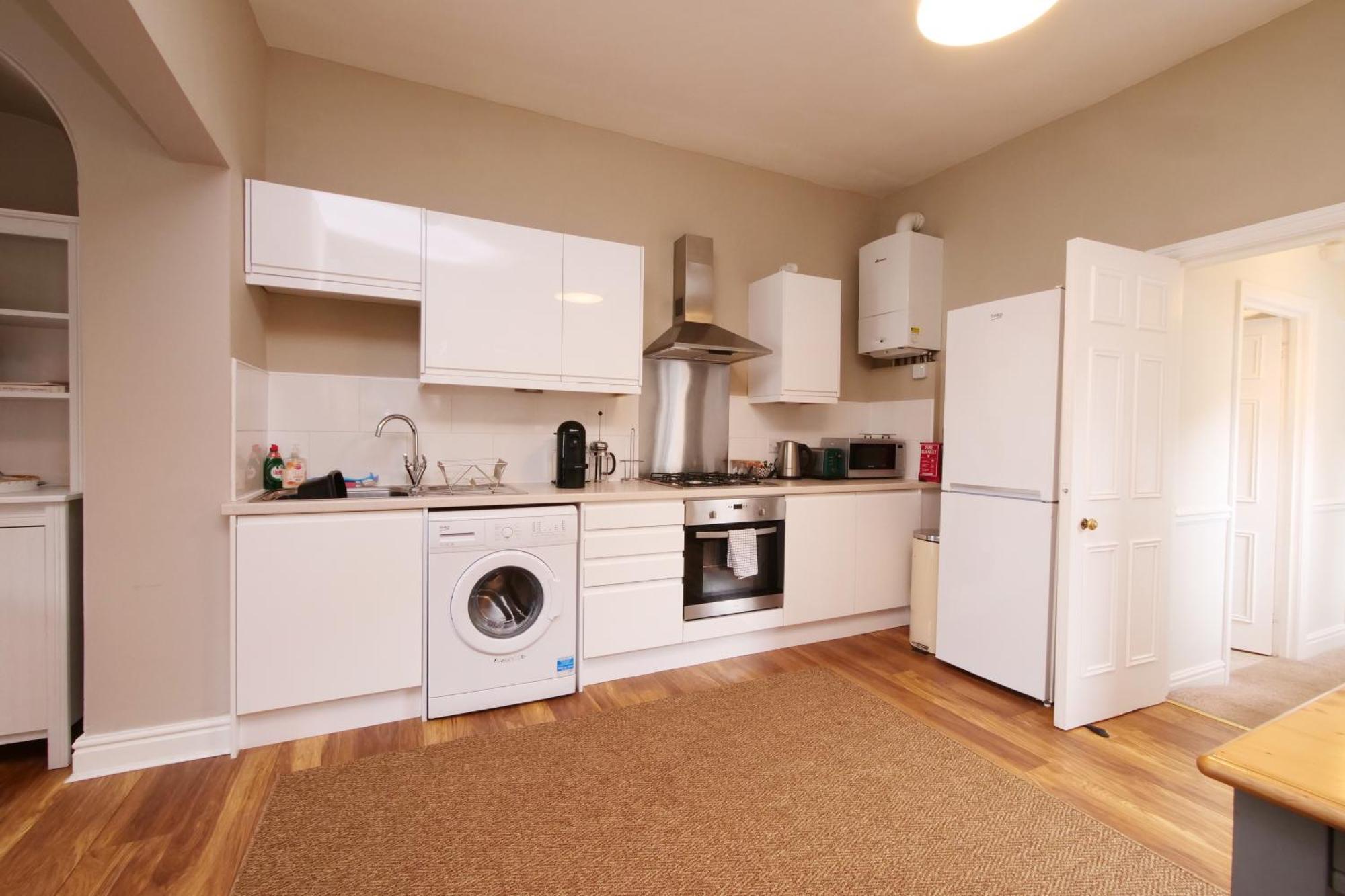 Fifth Quarter Apartment With Free Parking York Kültér fotó